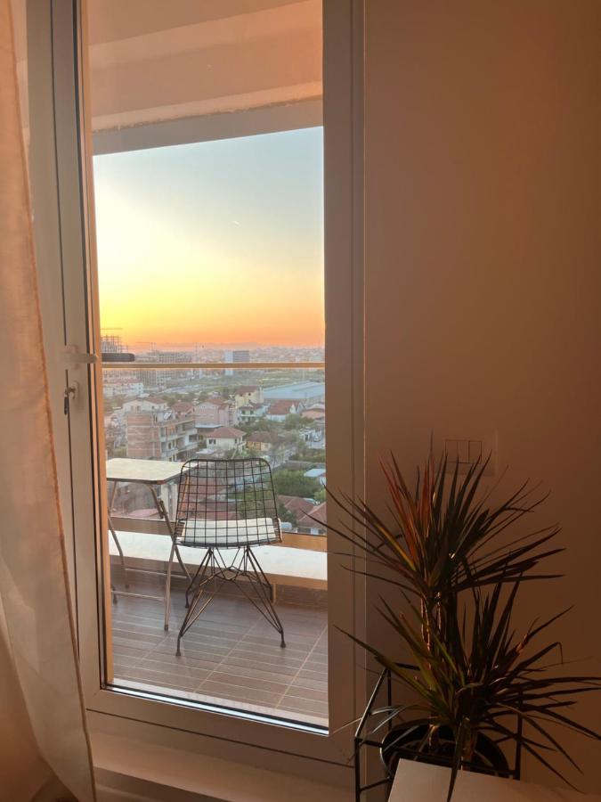 Comfy Nest Apartment- Free Parking Тирана Екстер'єр фото