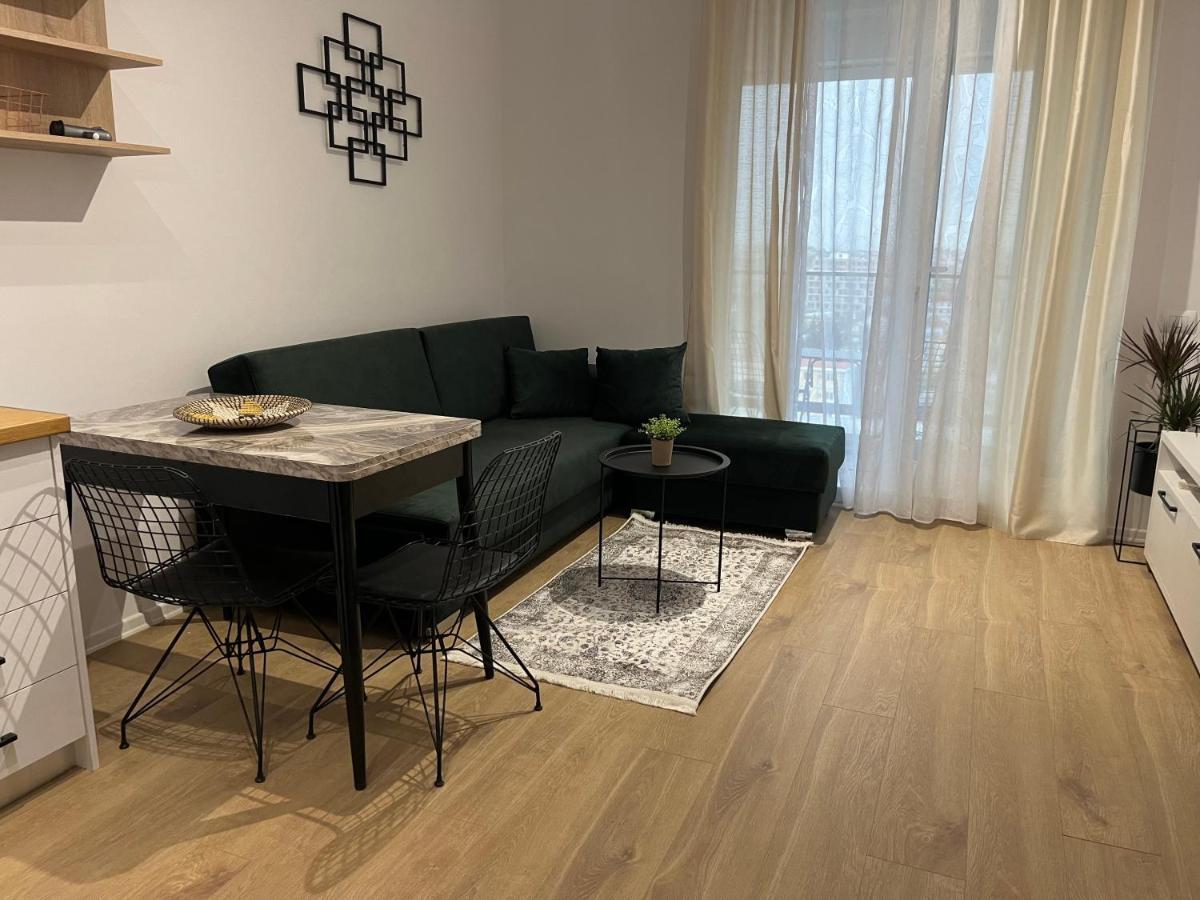 Comfy Nest Apartment- Free Parking Тирана Екстер'єр фото